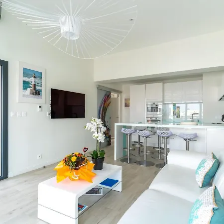 Apartament Climatise Avec Parking Et Balcon A - Fr-1-319-459 *