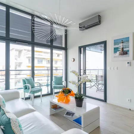 Apartament Climatise Avec Parking Et Balcon A - Fr-1-319-459