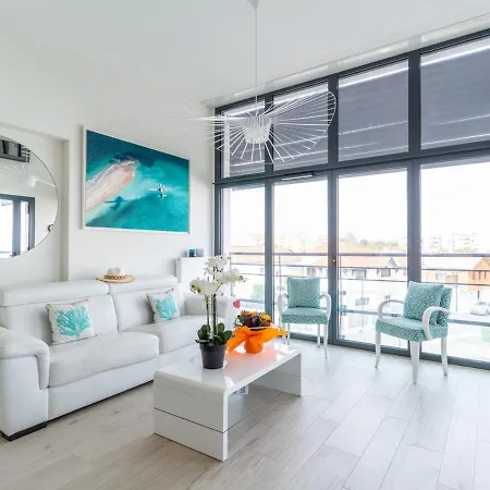 Apartment Climatise Avec Parking Et Balcon A - Fr-1-319-459