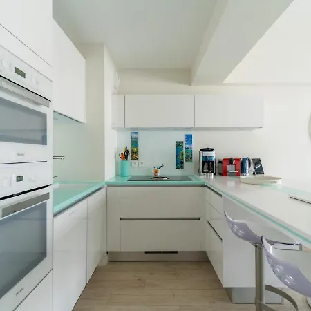 Climatise Avec Parking Et Balcon A - Fr-1-319-459 Arcachon