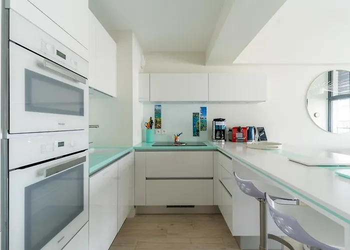 Climatise Avec Parking Et Balcon A - Fr-1-319-459 Arcachon